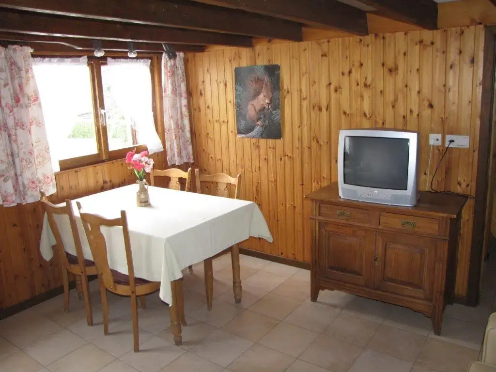 Cottage for 5 people in Herbeumont Champs Simon: le Pavillon